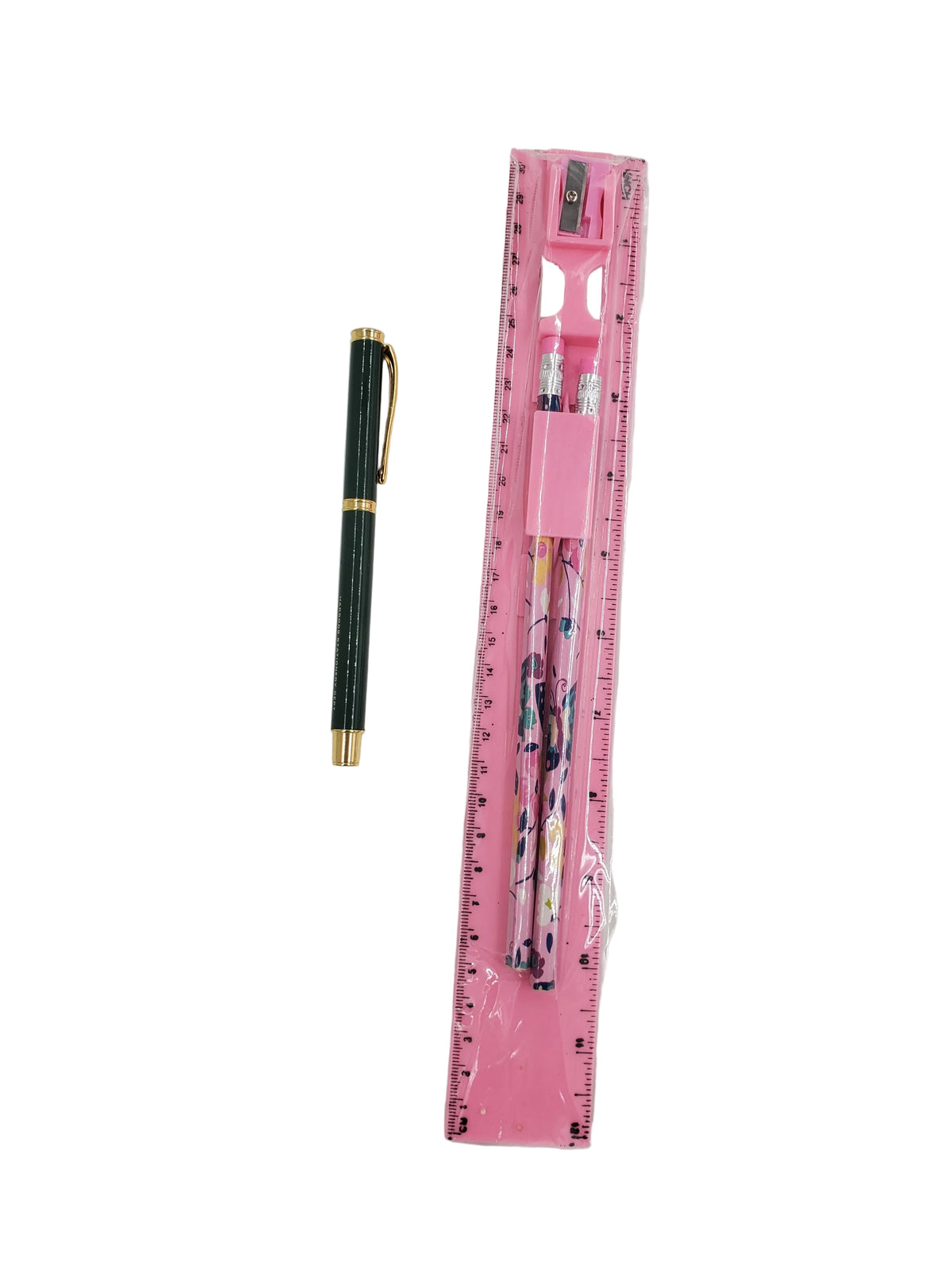 طقم مسطره وقلم رصاص