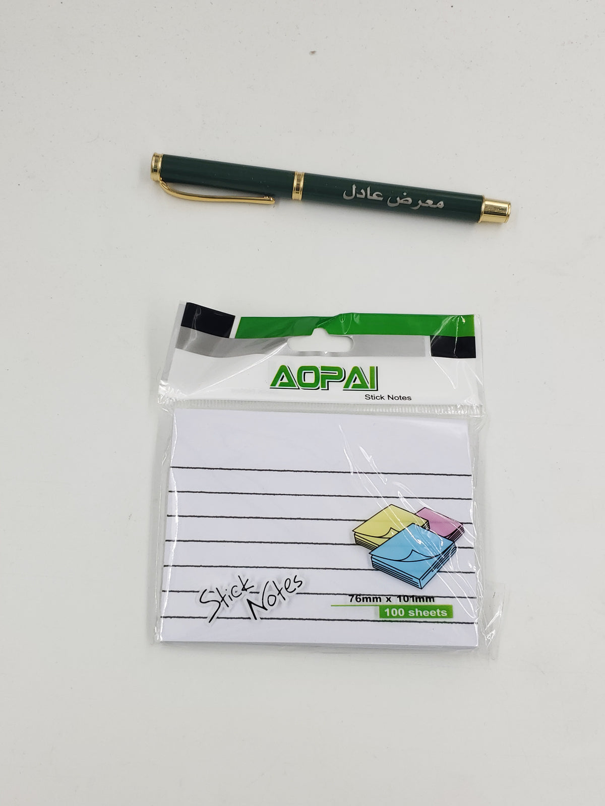 ورق ملاحظات ابيض